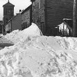 Saint-Pierre, rue sous la neige.